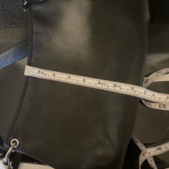 Coach, black leather handbag. - Picture 6 of 6